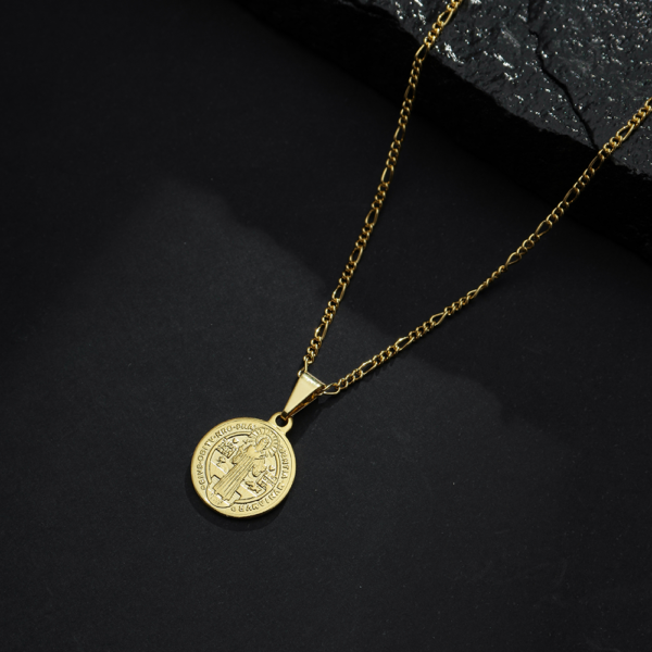 Pingente Dourado Medalha de São Jorge - Imagem 3